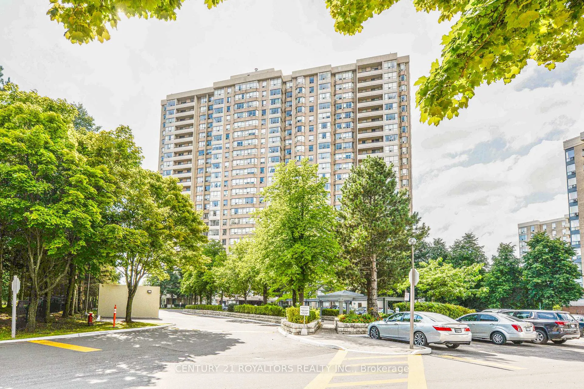 Front of Unit 1602, 30 Malta Avenue