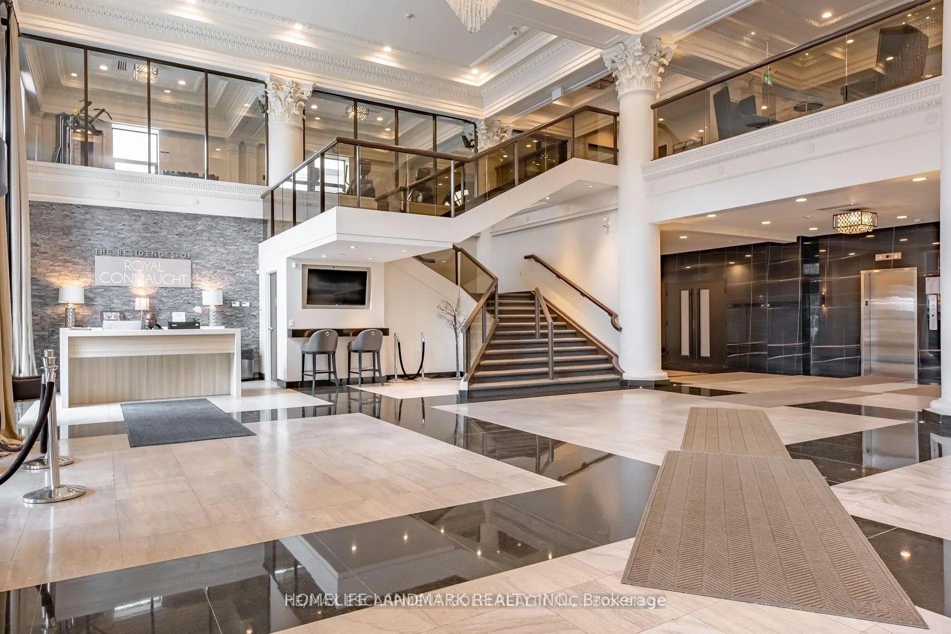 Photo 4 of Unit 709, 112 King Street E, Hamilton, Beasley — HOMEH