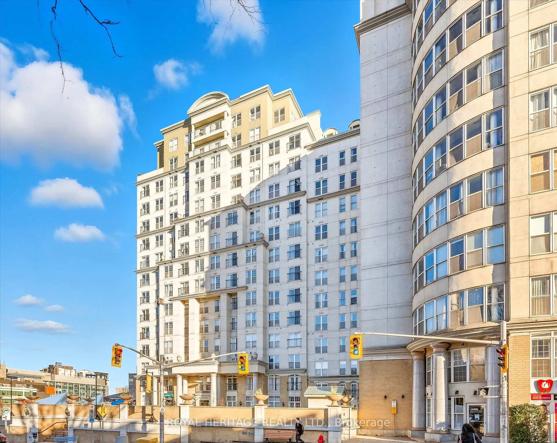 Front of Unit 615, 135 James Street S