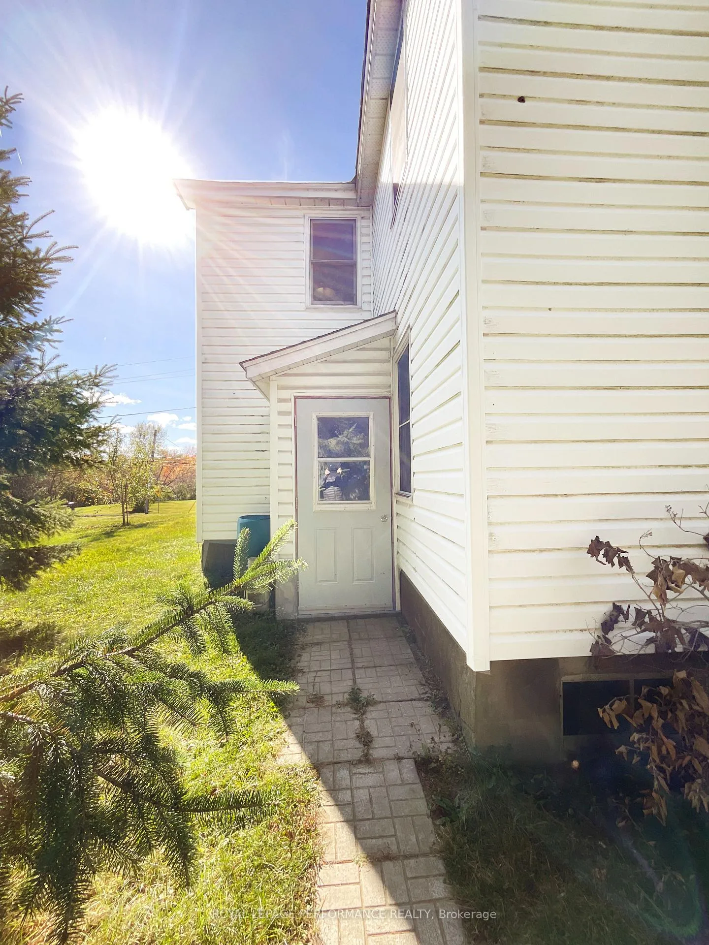 Photo 5 of 1751 Fauteux Street, Champlain, Champlain Twp — HOMEH