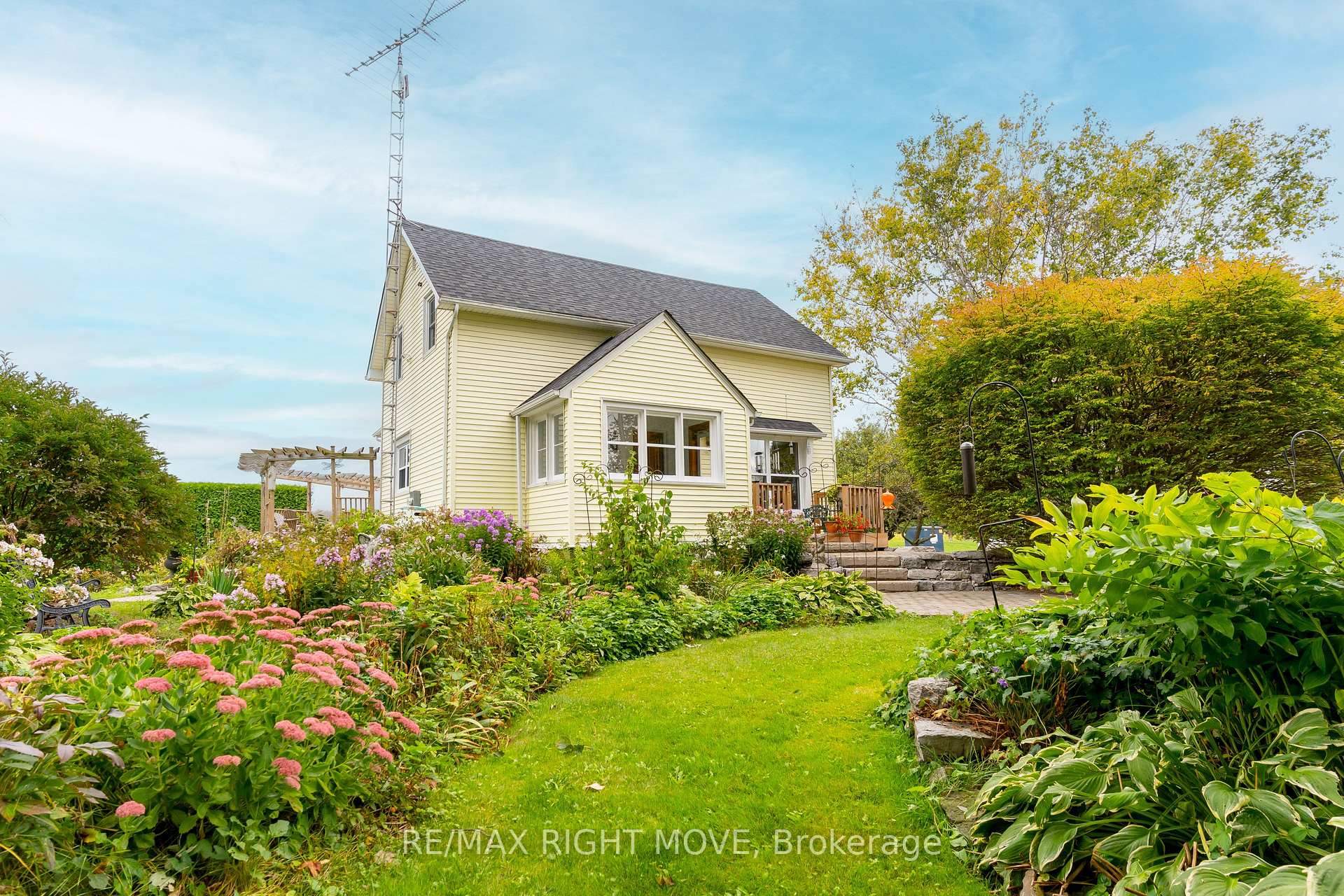 Photo 3 of 1283B Thorah Concession Rd 9, Brock, Beaverton — HOMEH