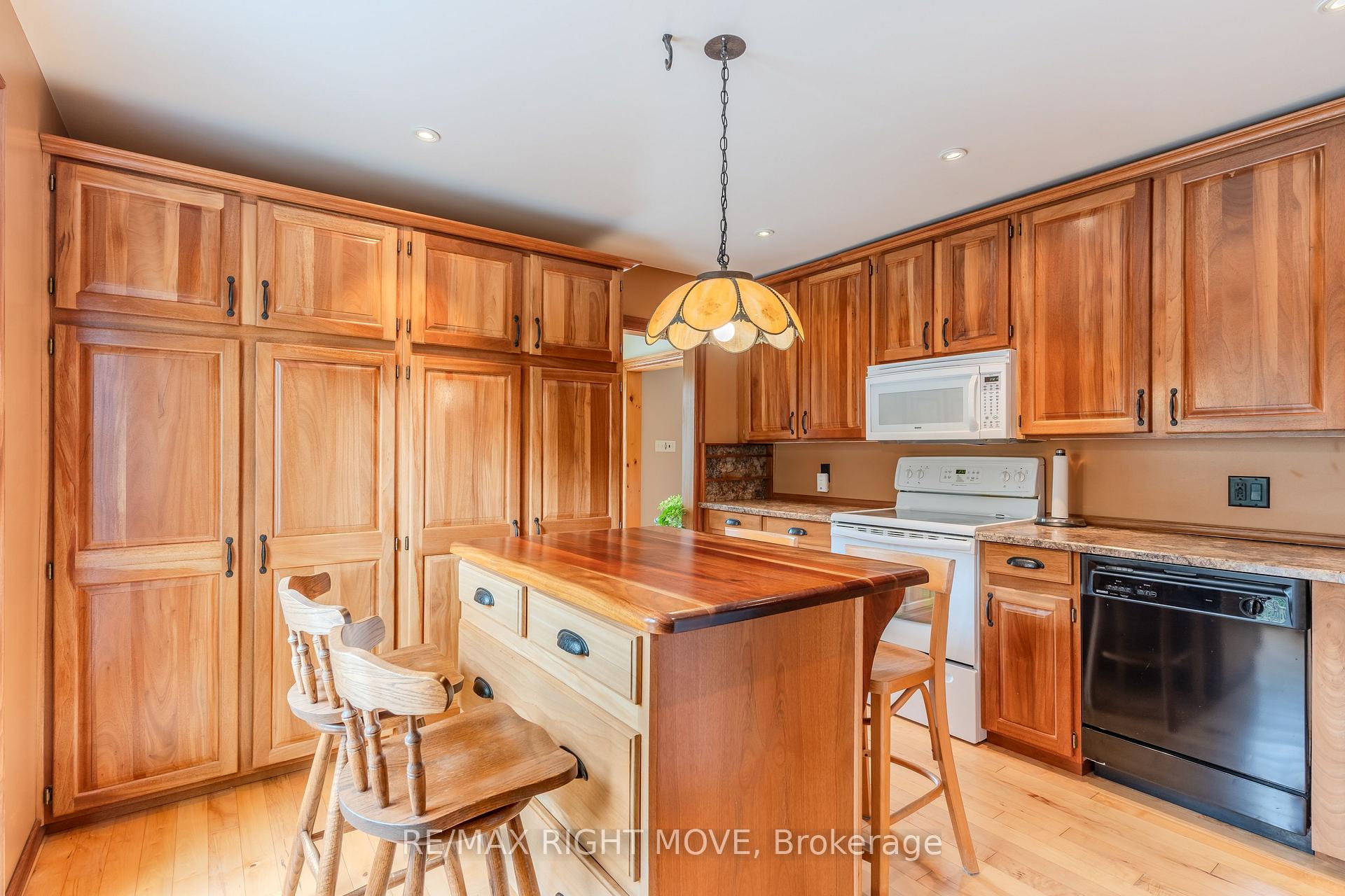 Photo 9 of 1283B Thorah Concession Rd 9, Brock, Beaverton — HOMEH