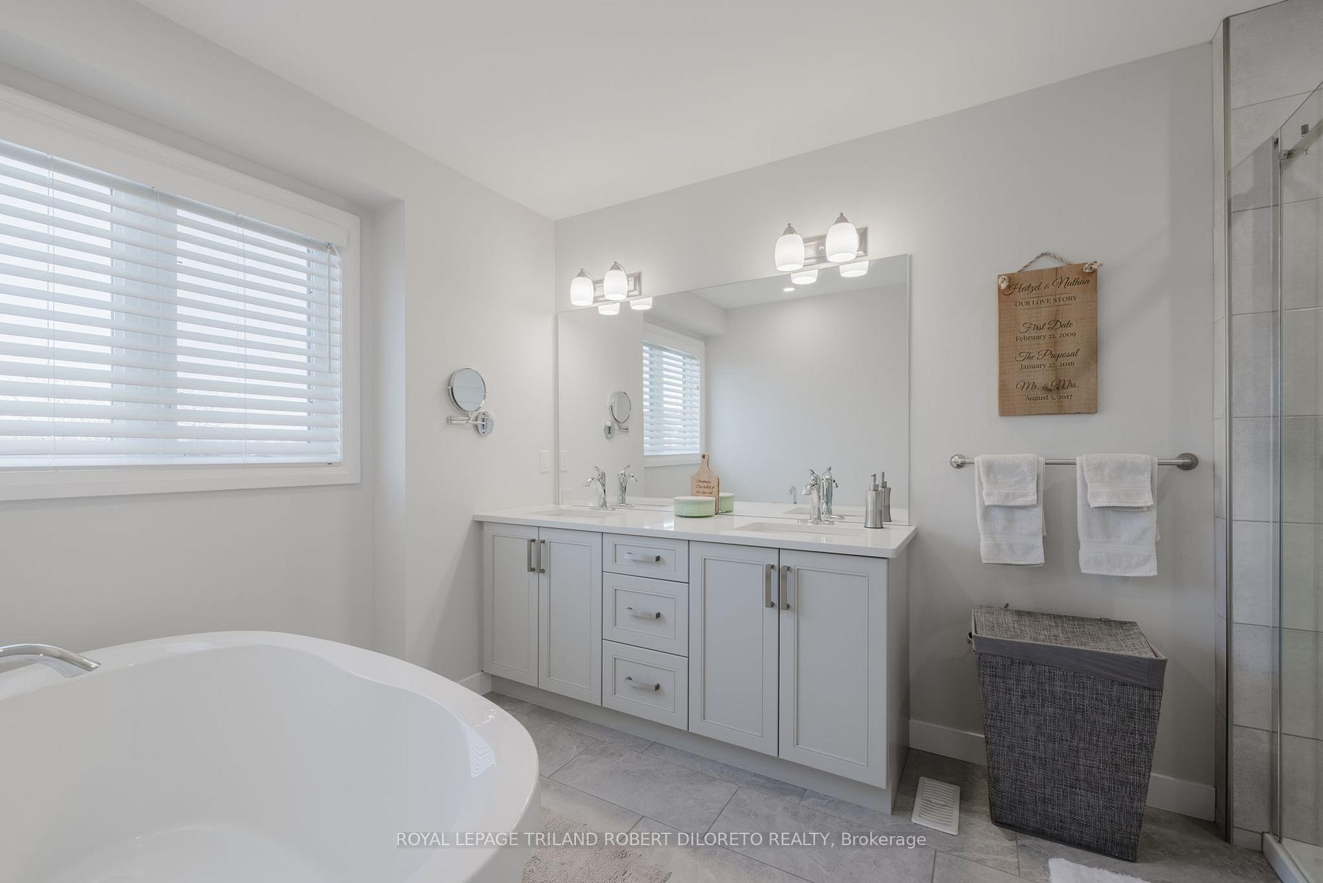 Photo 16 of 1056 Meadowlark Ridge, London, South U — HOMEH