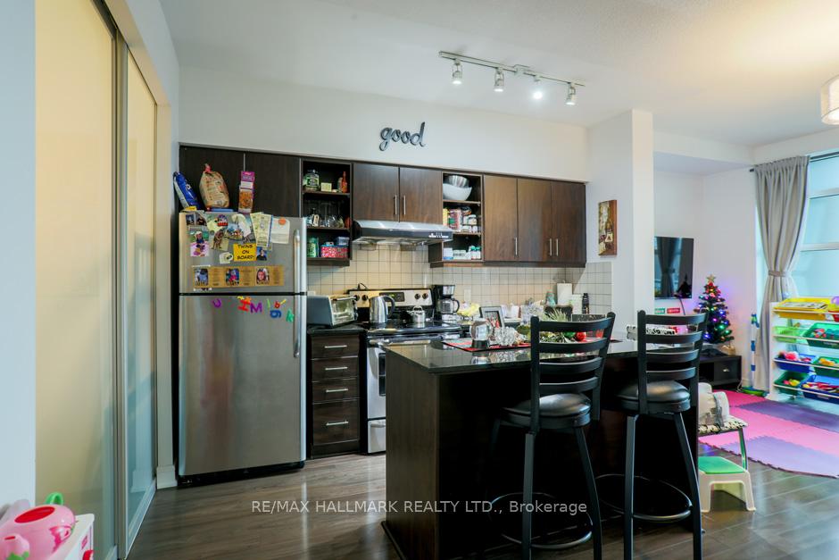Photo 5 of Unit 214, 35 Brian Peck Crescent, Toronto, Leaside — HOMEH
