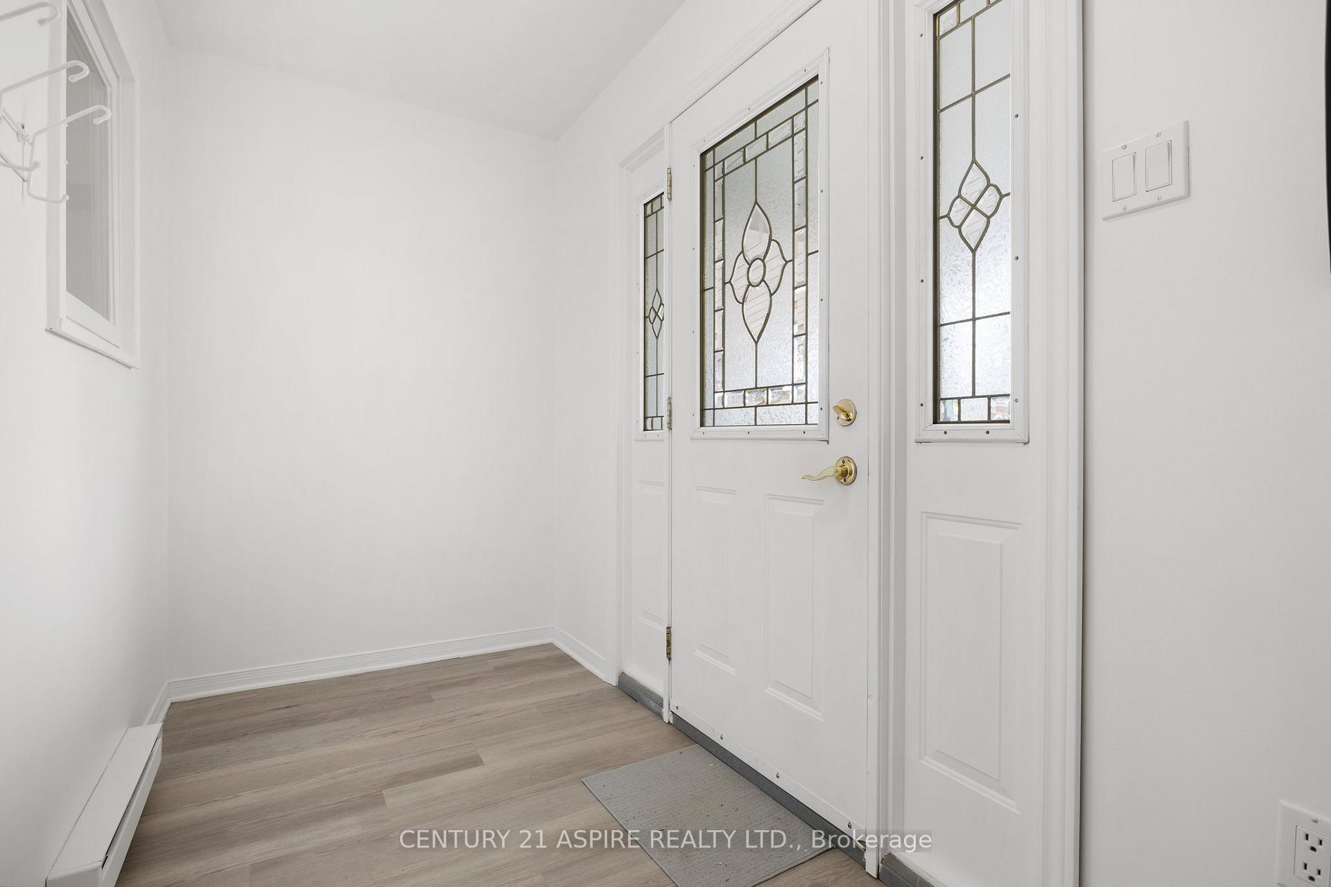 Photo 3 of 75 Frontenac Crescent, Deep River — HOMEH
