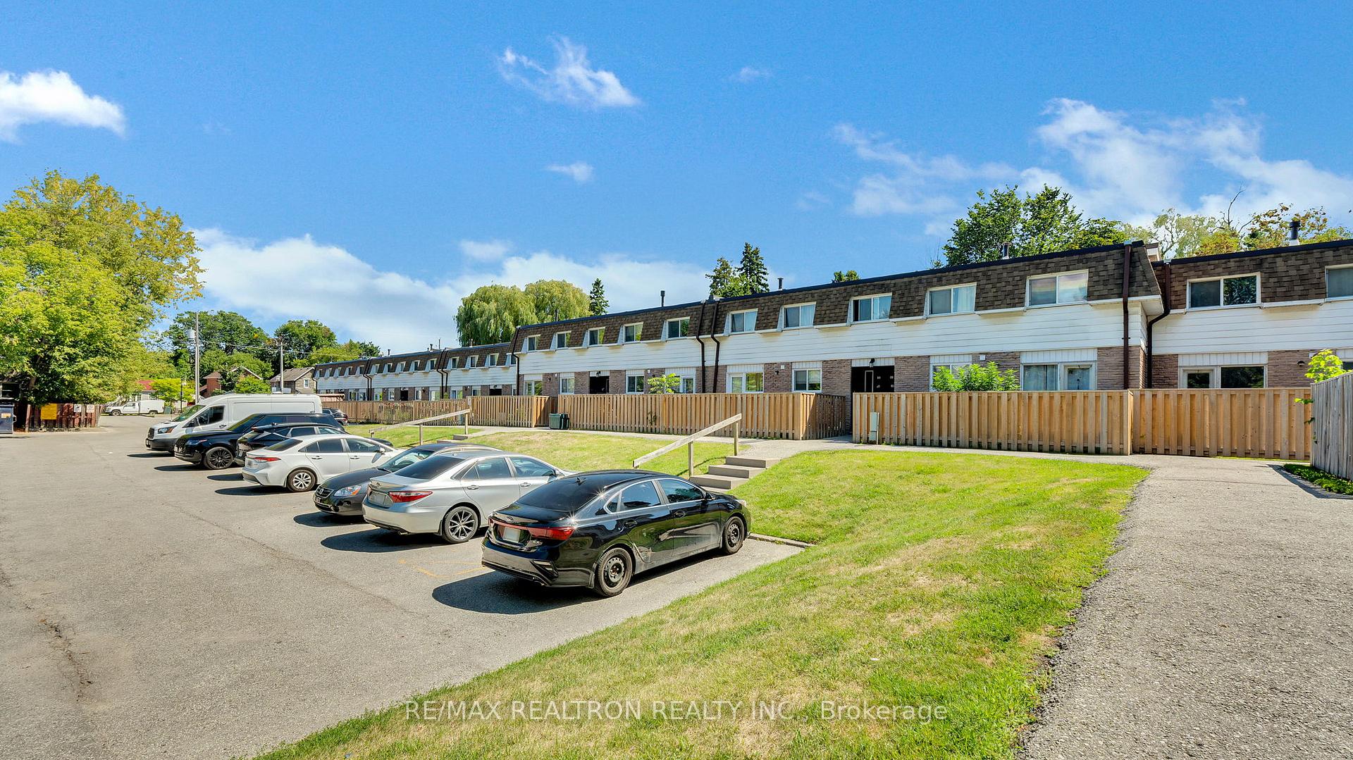 Photo 3 of Unit 11-Basement, 730 Cedar Street, Oshawa, Lakeview — HOMEH
