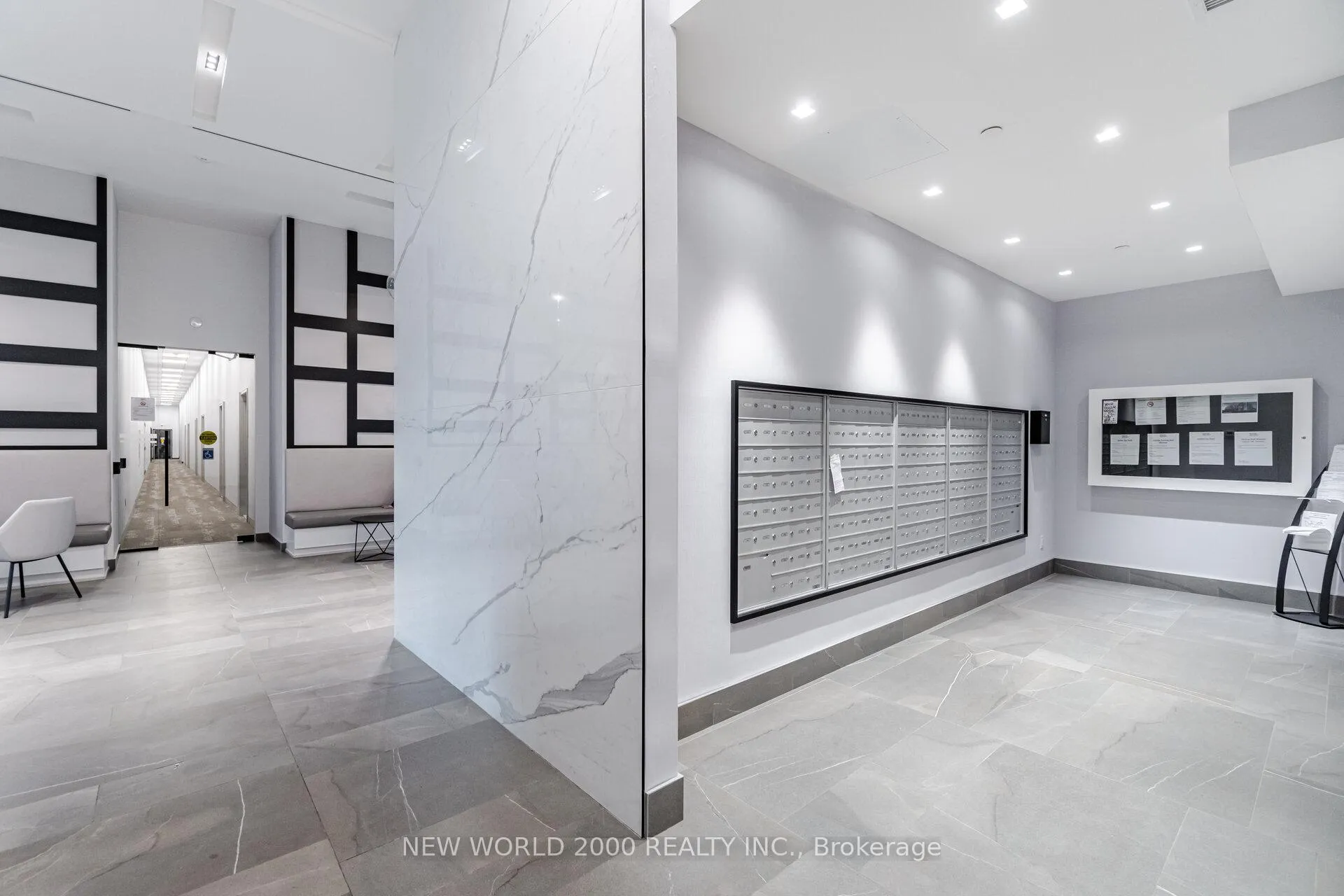 Photo 18 of Unit PH720, 681 Yonge Street, Barrie, Painswick South — HOMEH
