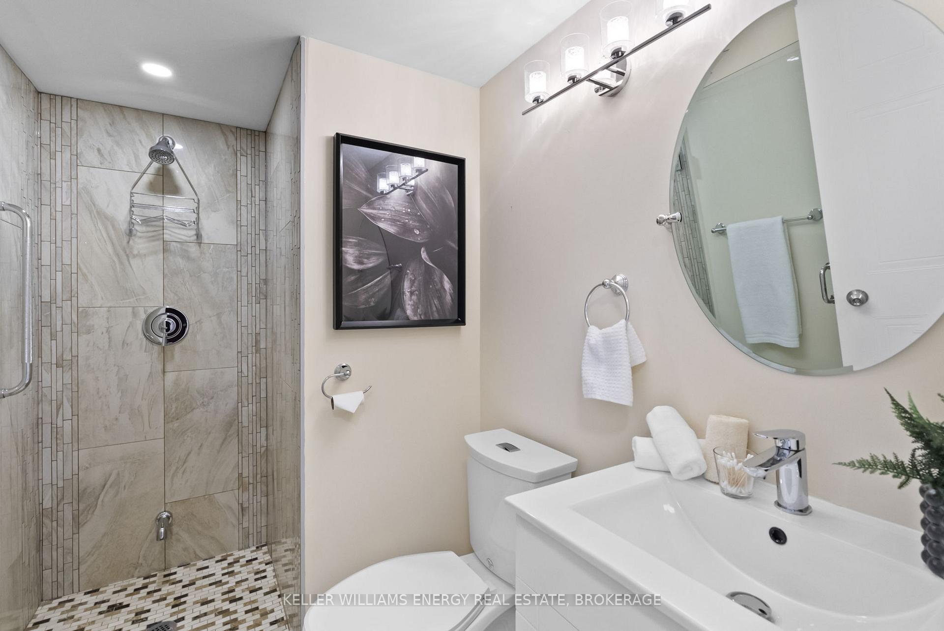 Photo 1 of Unit 506, 1890 Valley Farm Road, Pickering, Town Centre — HOMEH