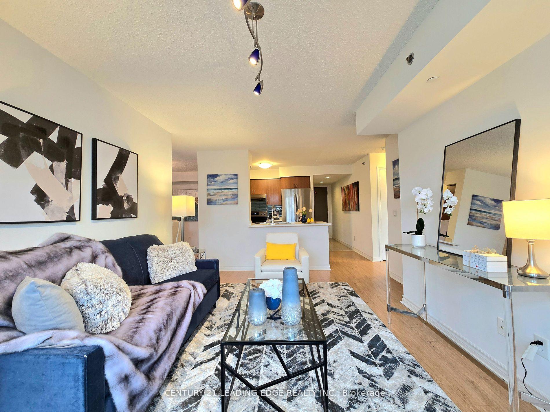 Photo 8 of Unit 317, 35 Saranac Boulevard, Toronto, Englemount-Lawrence — HOMEH