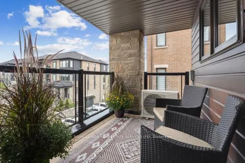 Photo 17 of 115 Appletree Lane, Barrie, Innis-Shore — HOMEH