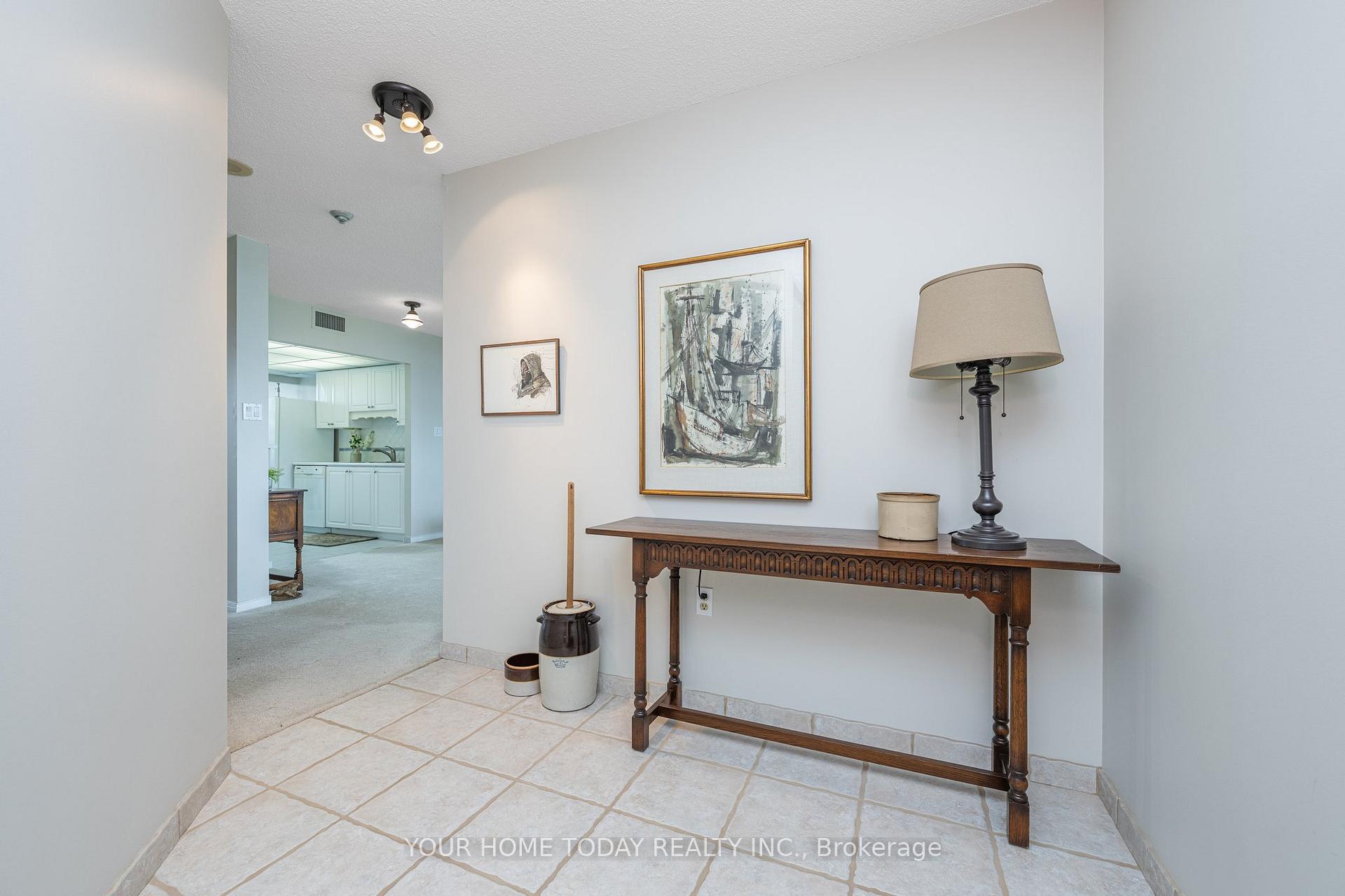 Photo 20 of Unit 506, 20 McFarlane Drive, Halton Hills, Georgetown — HOMEH