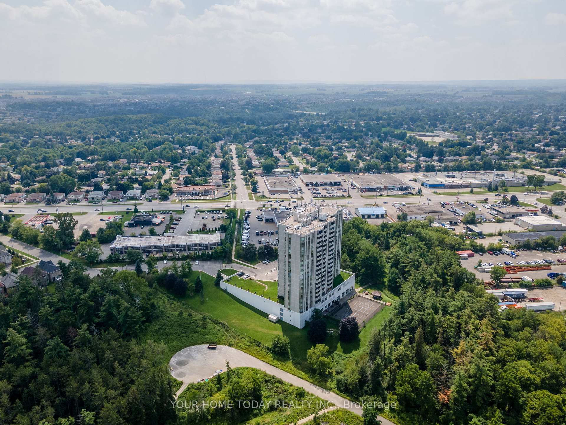 Photo 46 of Unit 506, 20 McFarlane Drive, Halton Hills, Georgetown — HOMEH