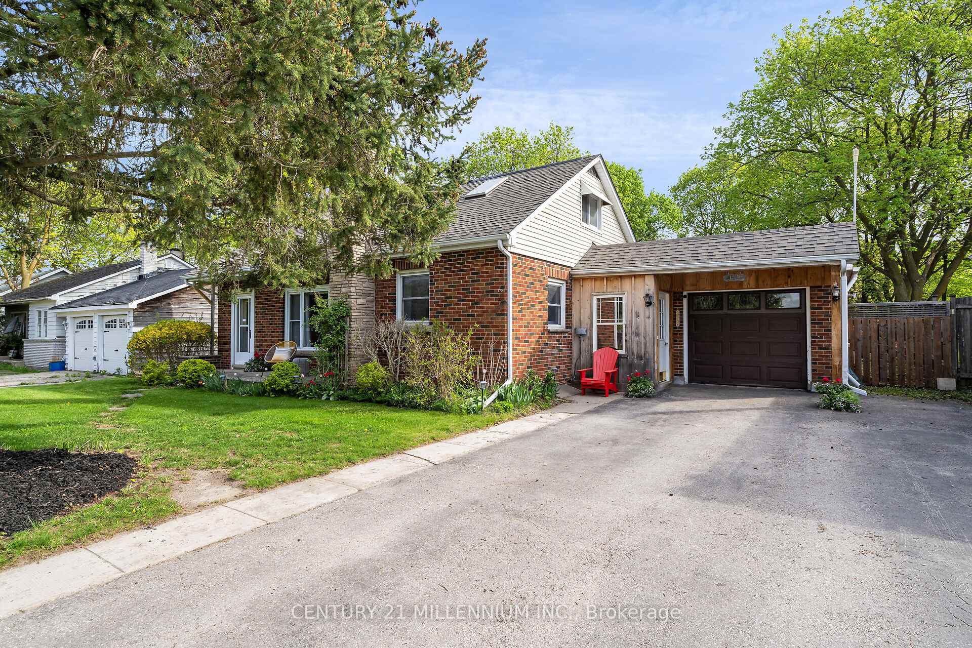 Photo 5 of 175 Daniel Street, Erin — HOMEH