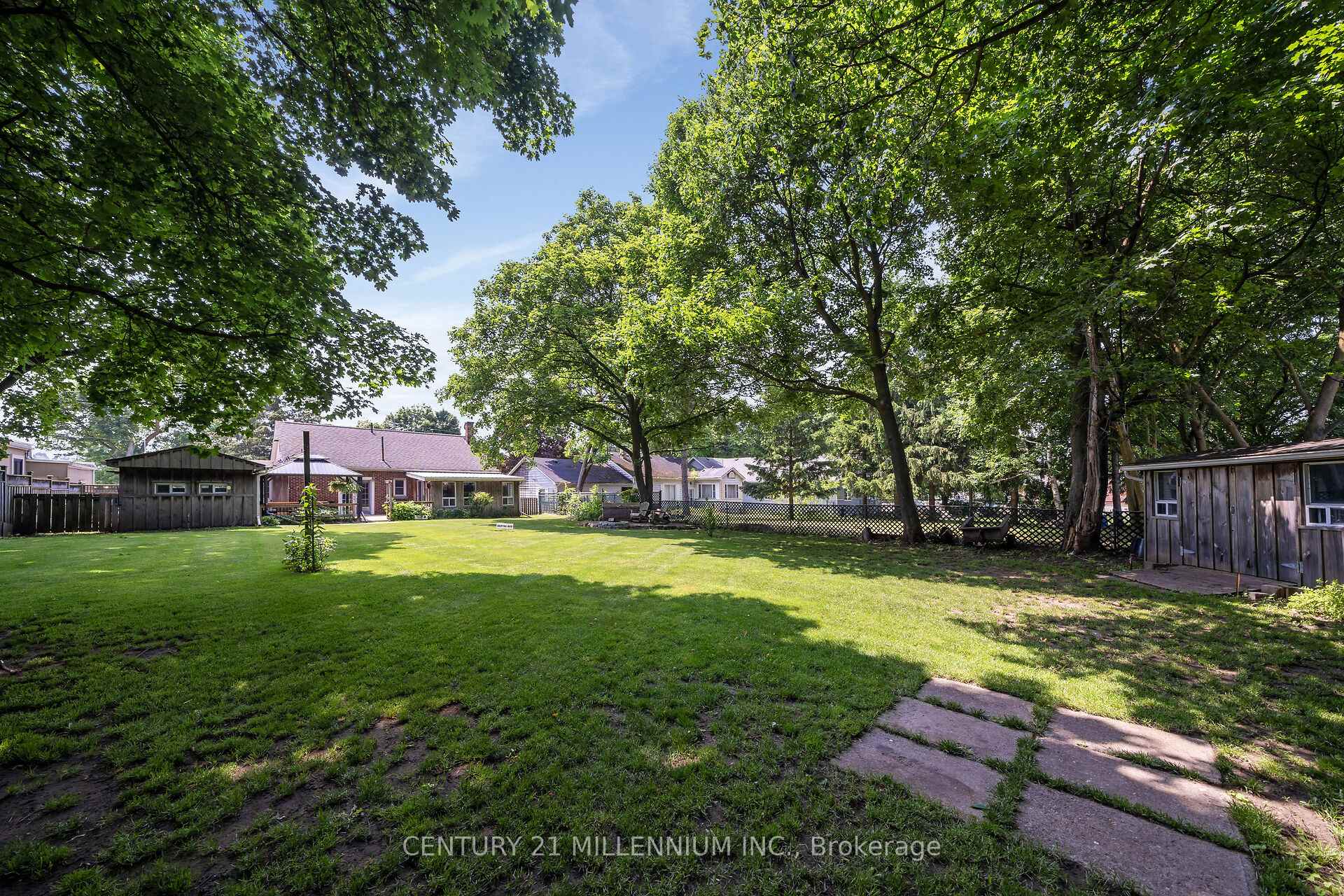 Photo 46 of 175 Daniel Street, Erin — HOMEH