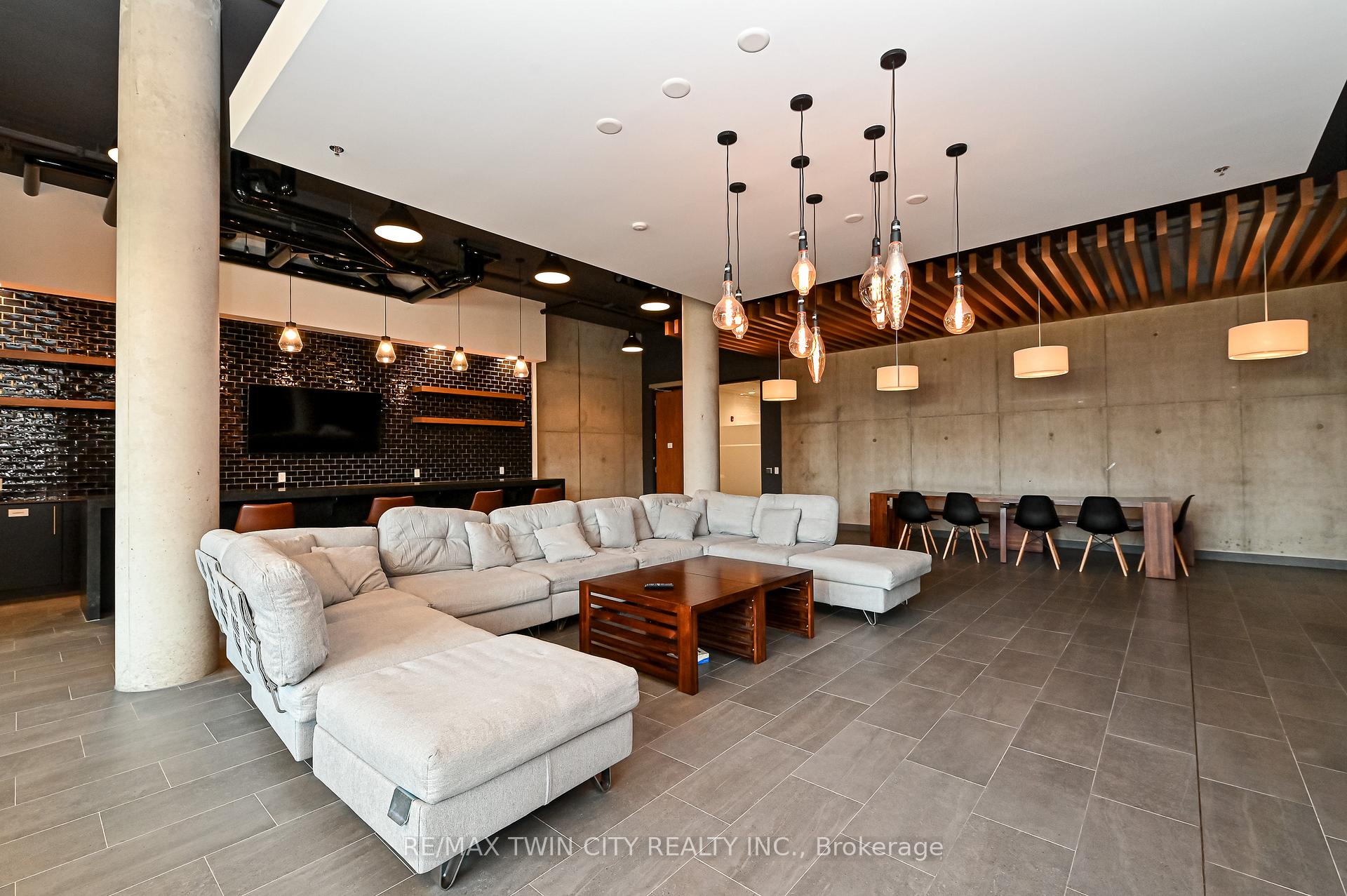 Photo 3 of Unit 303, 251 Northfield Drive E, Waterloo — HOMEH
