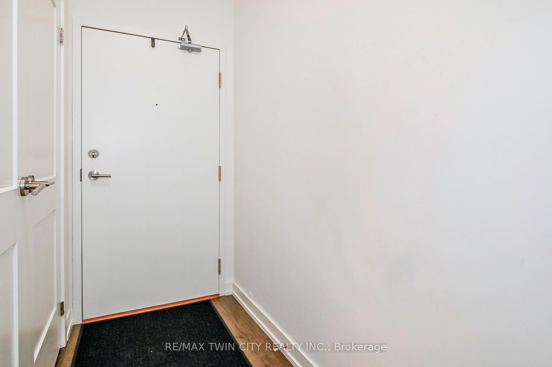 Photo 4 of Unit 303, 251 Northfield Drive E, Waterloo — HOMEH