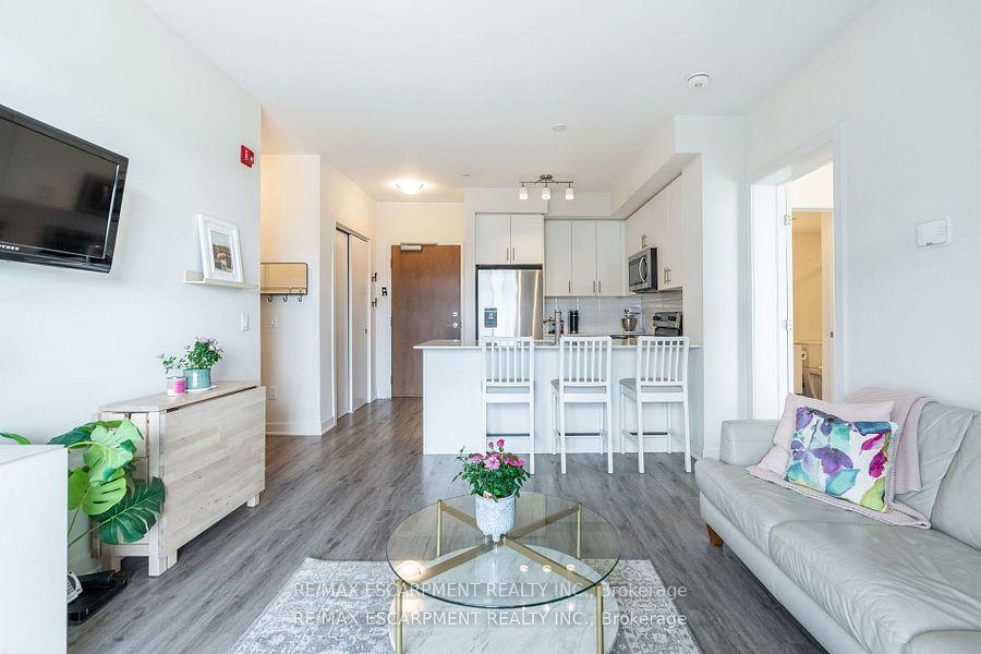 Photo 1 of Unit 512, 340 Plains Road E, Burlington, LaSalle — HOMEH