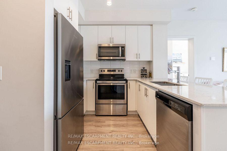 Photo 3 of Unit 512, 340 Plains Road E, Burlington, LaSalle — HOMEH