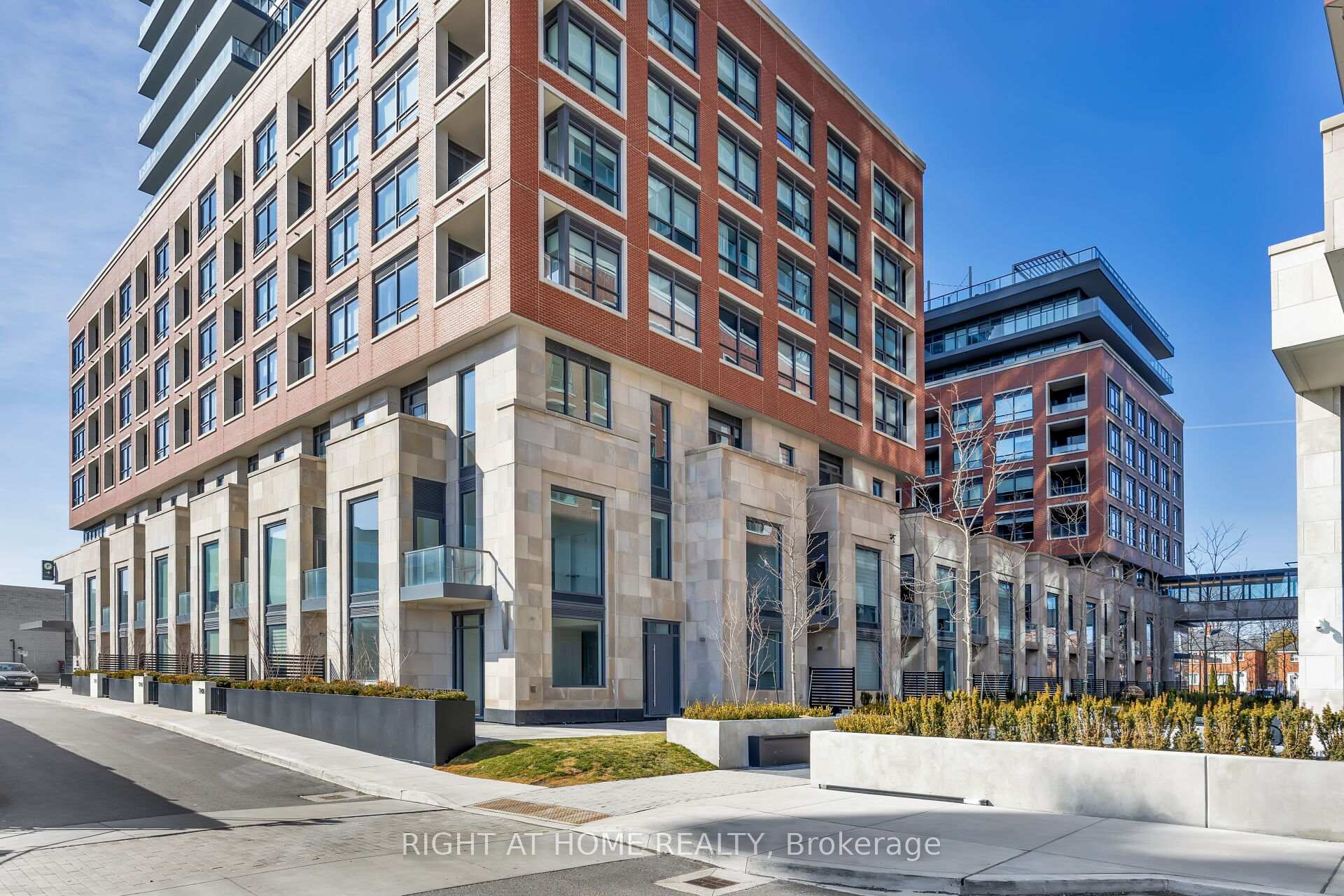 Photo 12 of Unit 426, 33 Frederick Todd Way, Toronto, Thorncliffe Park — HOMEH
