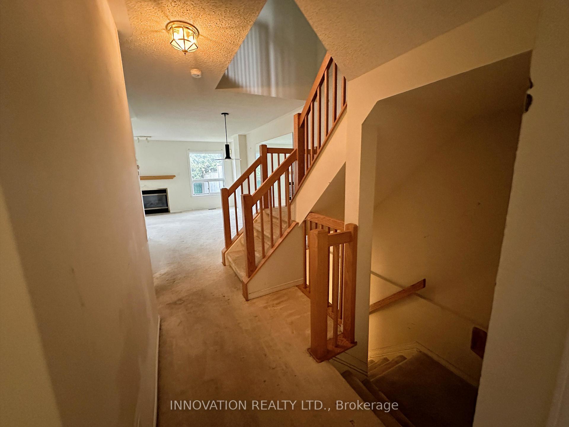 Photo 5 of 5 Roblyn Way, Ottawa, Barrhaven East — HOMEH