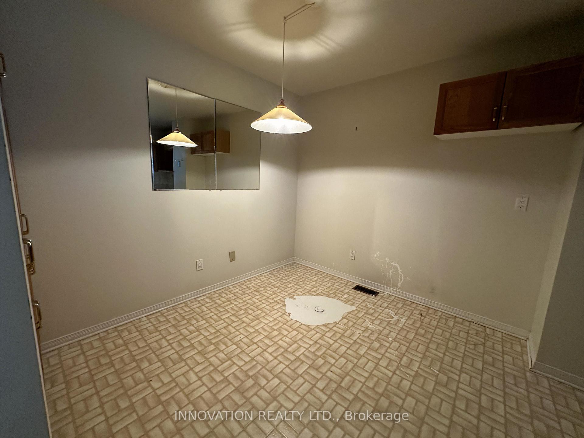 Photo 12 of 5 Roblyn Way, Ottawa, Barrhaven East — HOMEH
