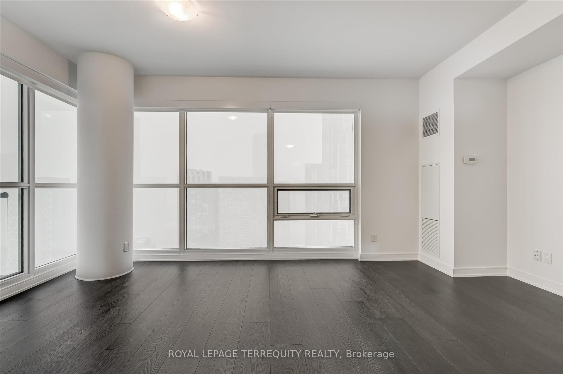 Photo 9 of Unit 2607, 88 Scott Street, Toronto, Church-Yonge Corridor — HOMEH