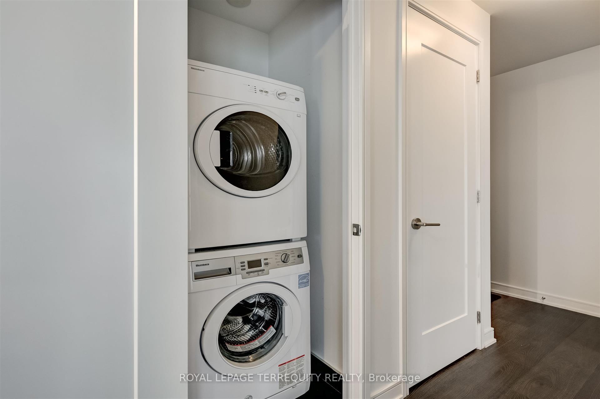 Photo 13 of Unit 2607, 88 Scott Street, Toronto, Church-Yonge Corridor — HOMEH
