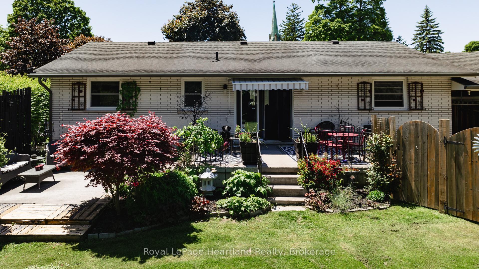 Photo 6 of 71 Rattenbury Street E, Central Huron, Clinton — HOMEH