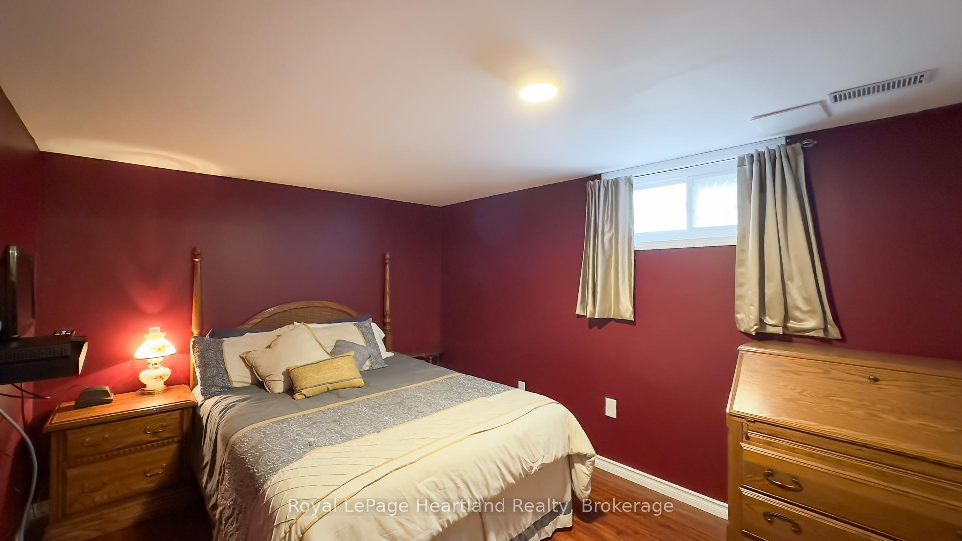 Photo 45 of 71 Rattenbury Street E, Central Huron, Clinton — HOMEH