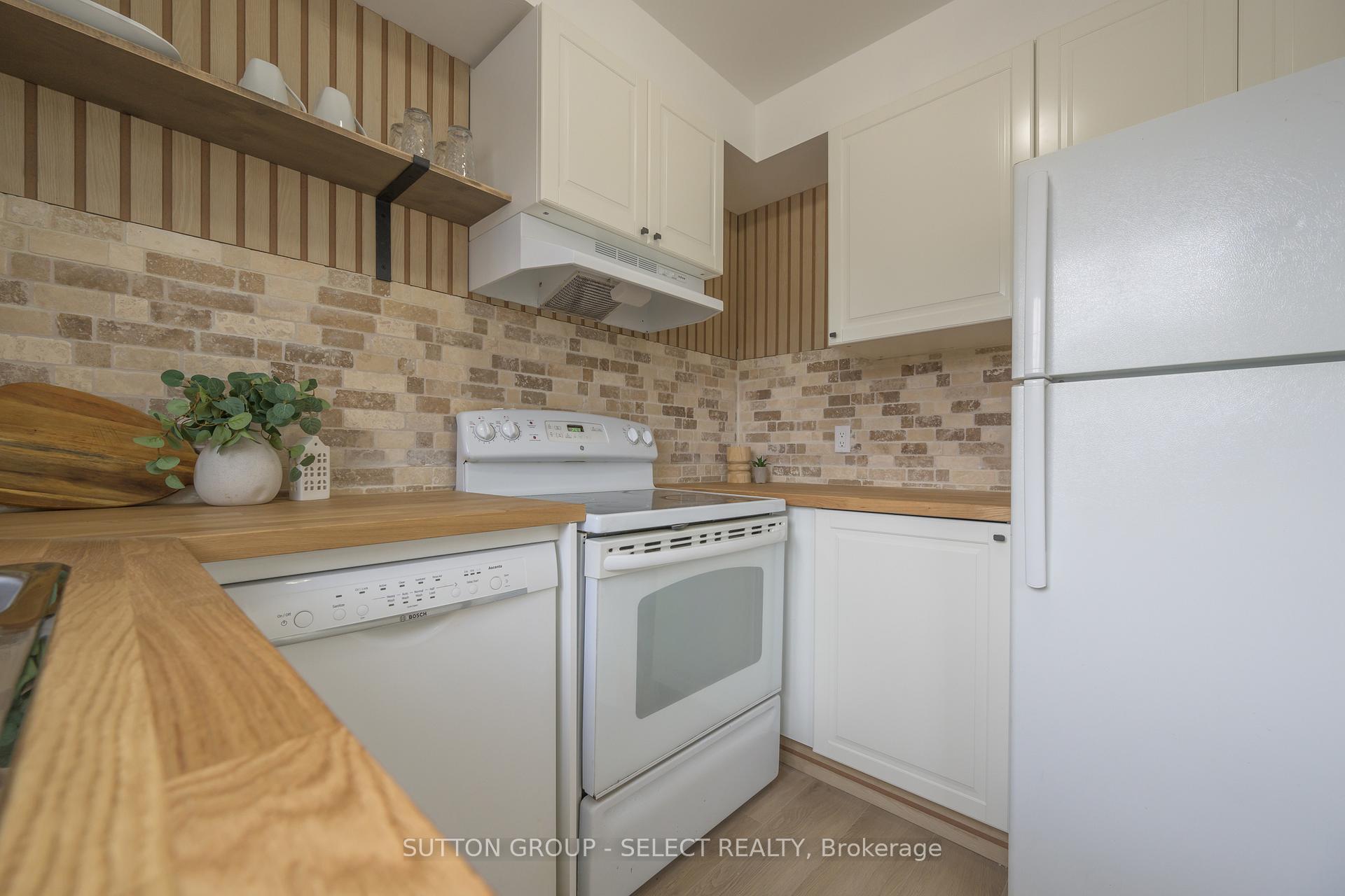 Photo 7 of Unit 6, 75 Gatewood Place, London, East A — HOMEH
