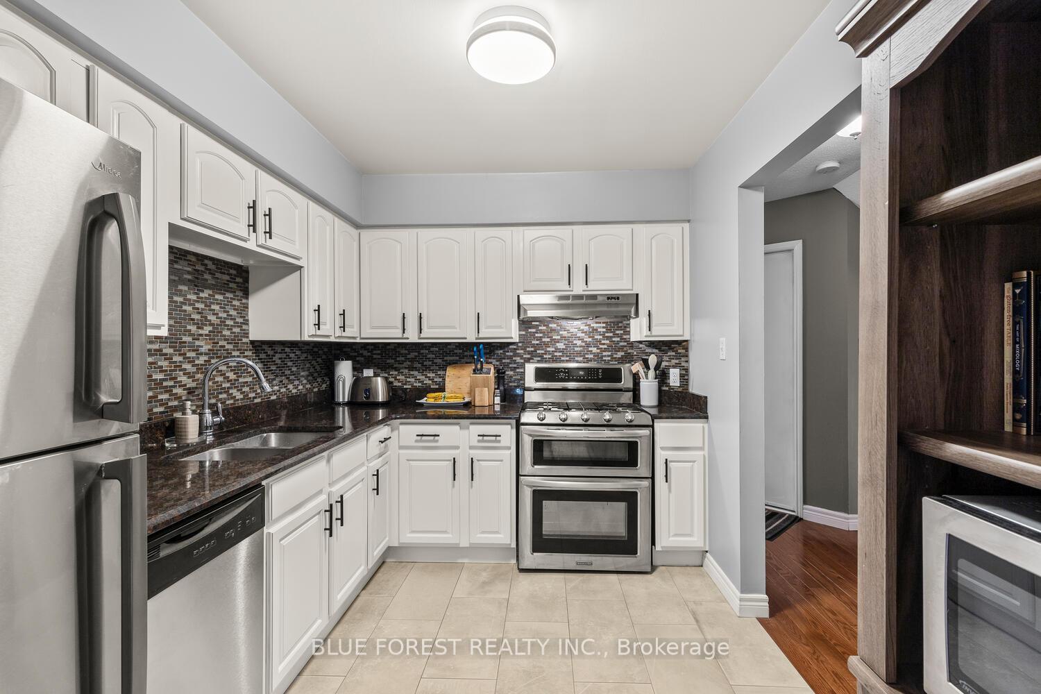 Photo 12 of Unit 65, 1199 Hamilton Road, London, East P — HOMEH