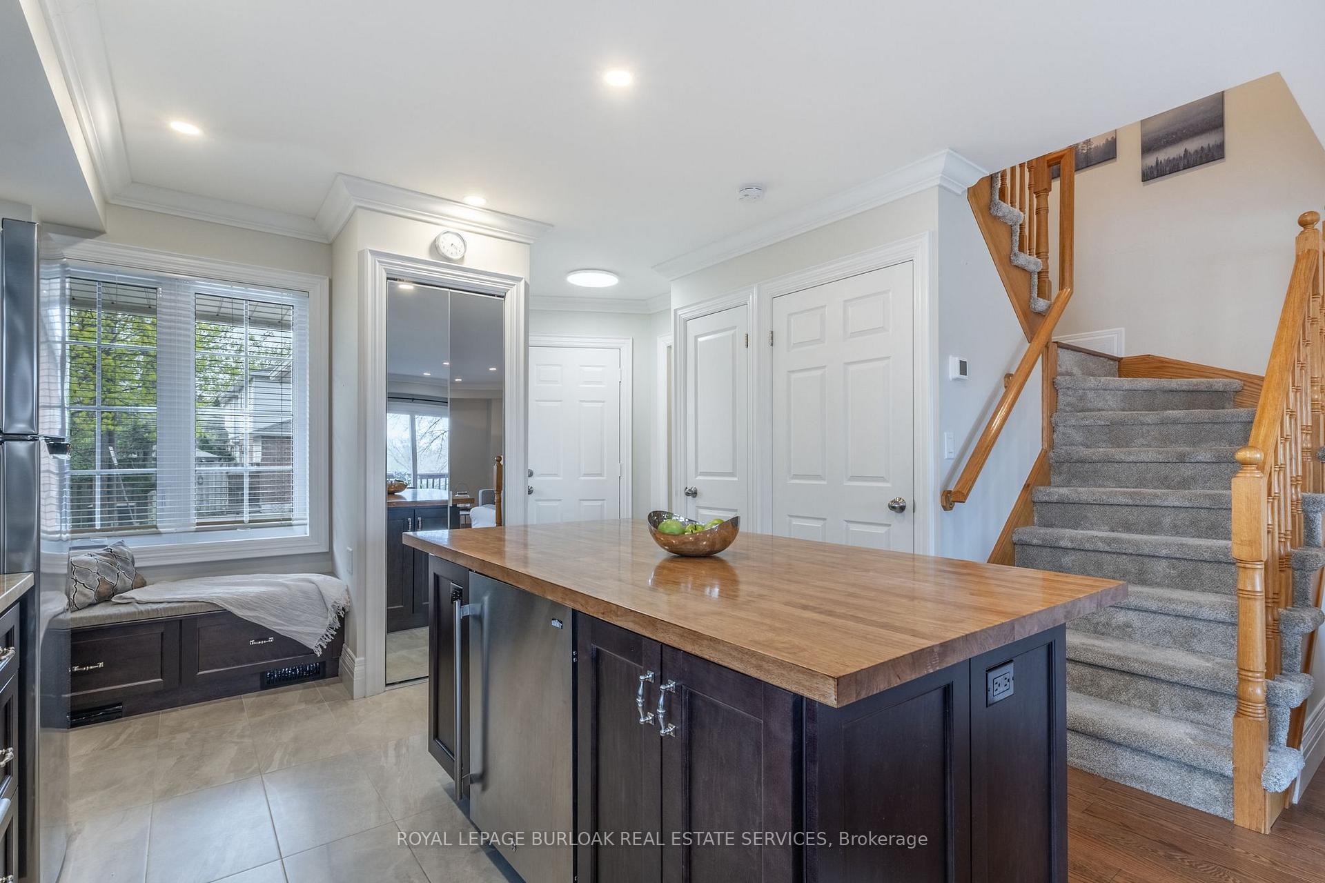 Photo 9 of Unit 3, 146 Plains Road E, Burlington, LaSalle — HOMEH