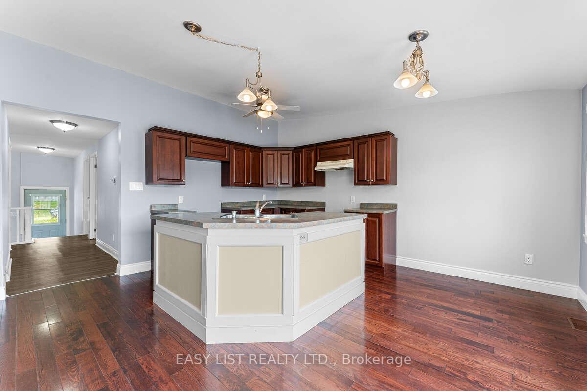 Photo 13 of 1108 Bayview Drive, Ottawa, Constance Bay — HOMEH