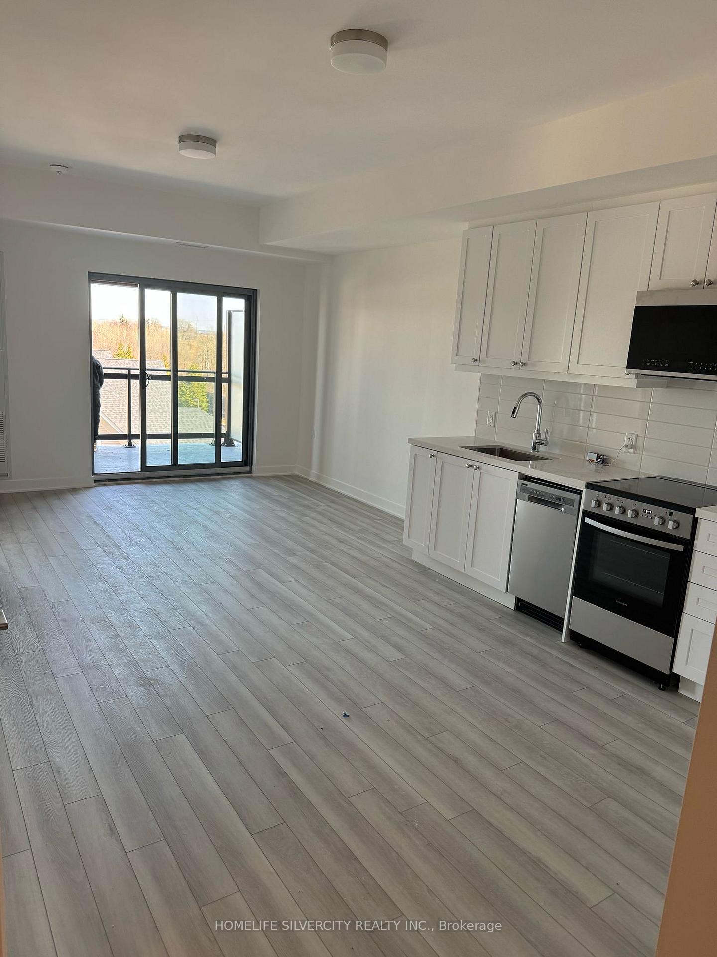 Photo 4 of Unit 1105, 55 Clarington Boulevard, Clarington, Bowmanville — HOMEH