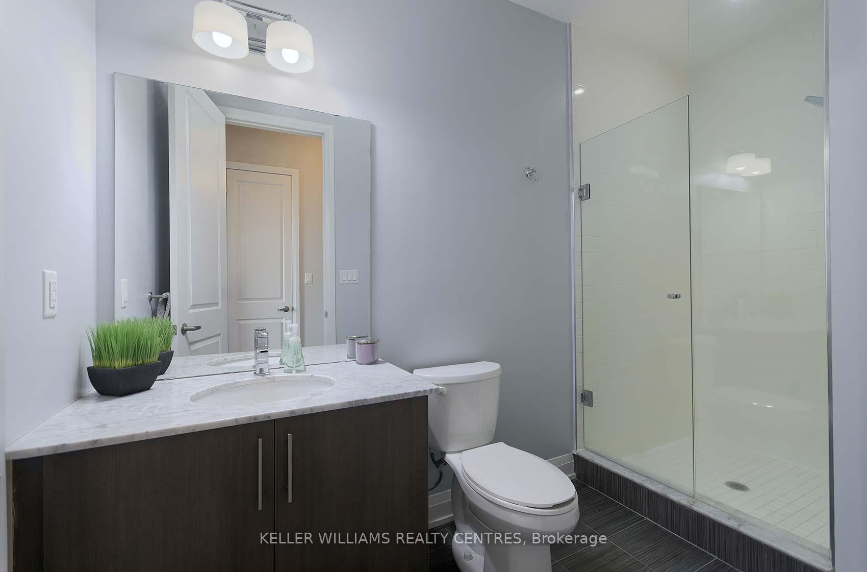 Photo 15 of Unit 702A, 15277 Yonge Street, Aurora, Aurora Village — HOMEH
