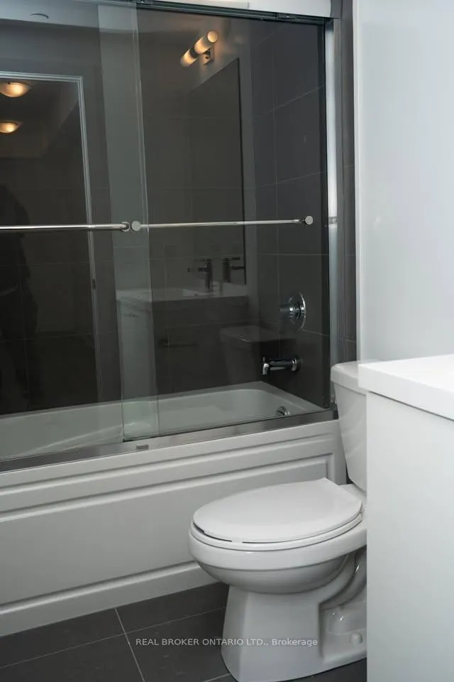 Photo 8 of Unit 1516, 2545 Simcoe Street N, Oshawa, Windfields — HOMEH