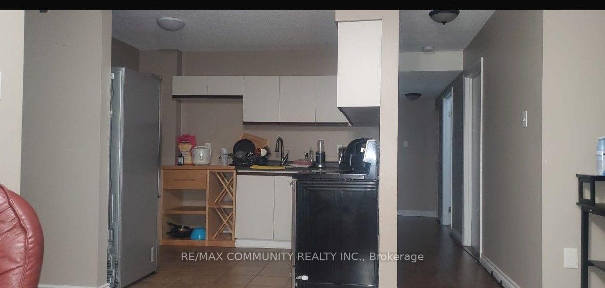 Front of Unit 117, 1 Jacksway Crescent N