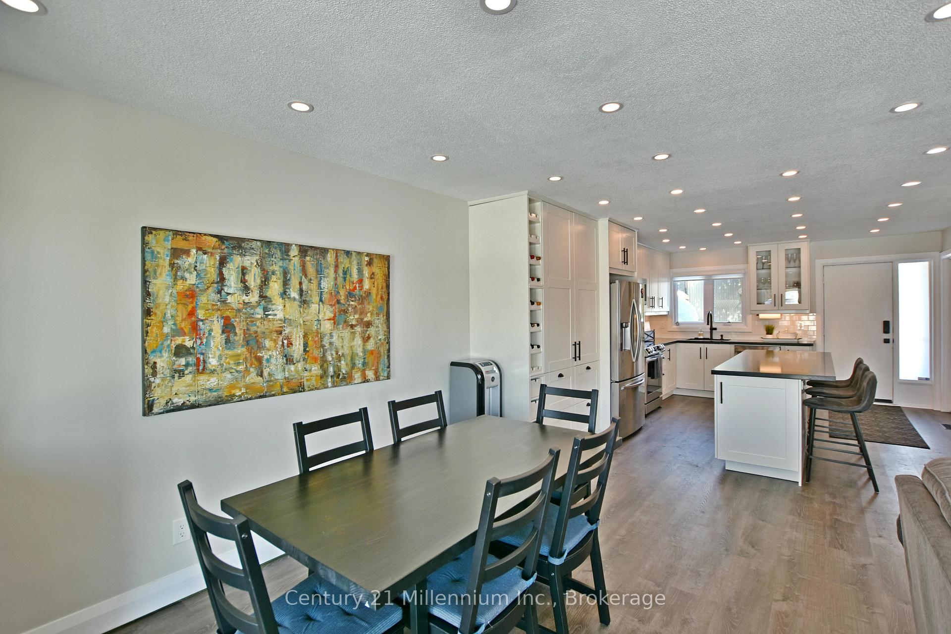 Photo 11 of Unit 42, 133 Fairway Crescent, Collingwood — HOMEH