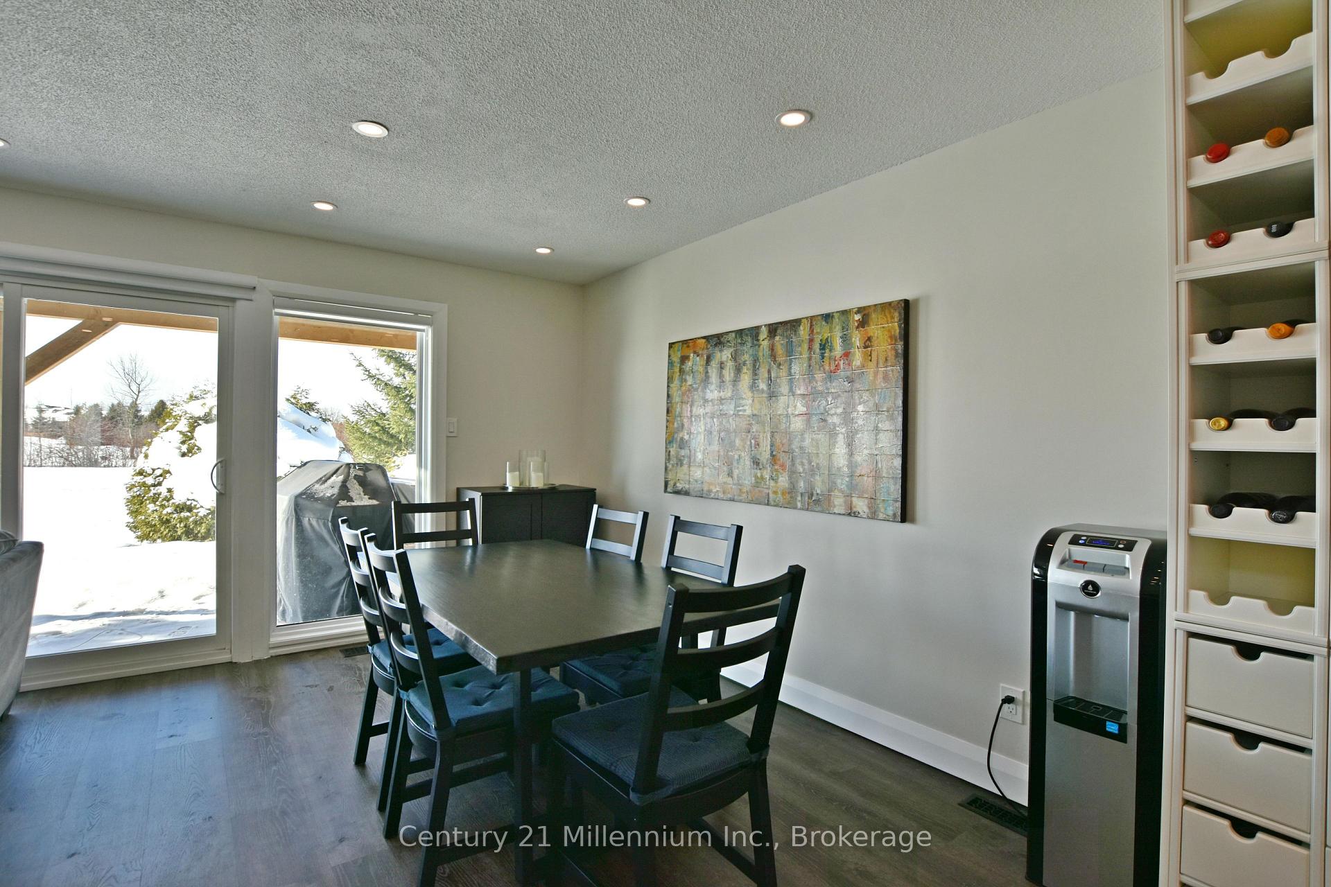 Photo 12 of Unit 42, 133 Fairway Crescent, Collingwood — HOMEH