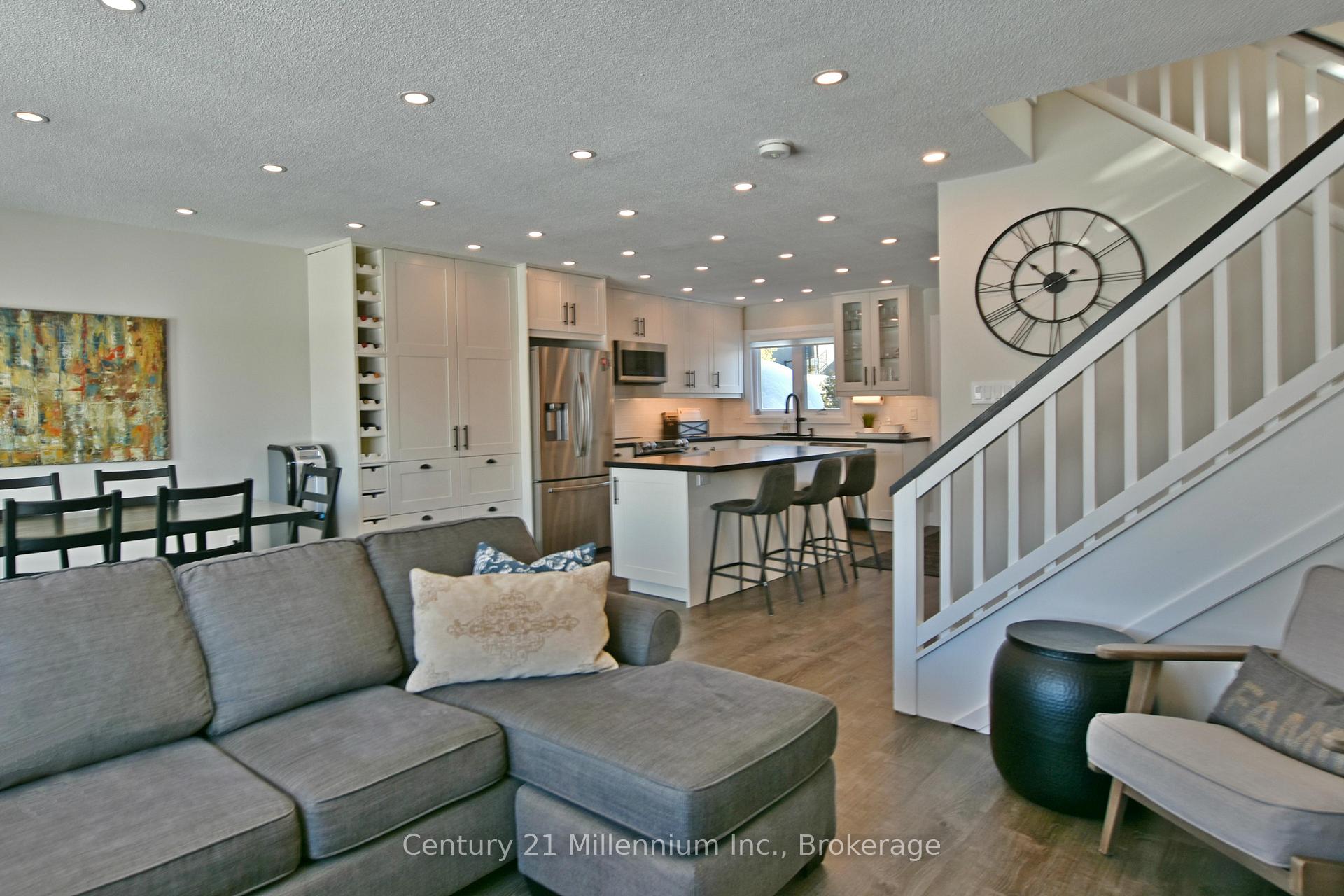 Photo 15 of Unit 42, 133 Fairway Crescent, Collingwood — HOMEH