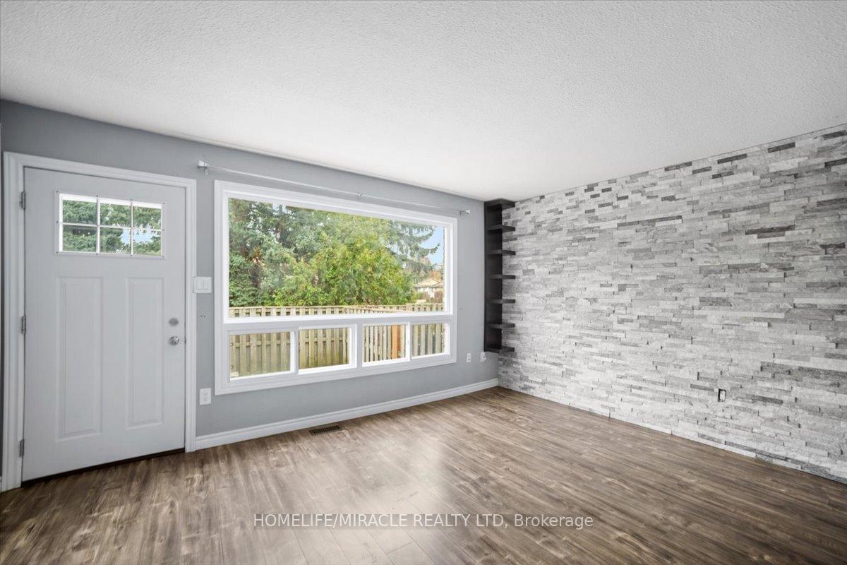 Photo 11 of Unit 22, 120 Quigley Road, Hamilton, Vincent — HOMEH