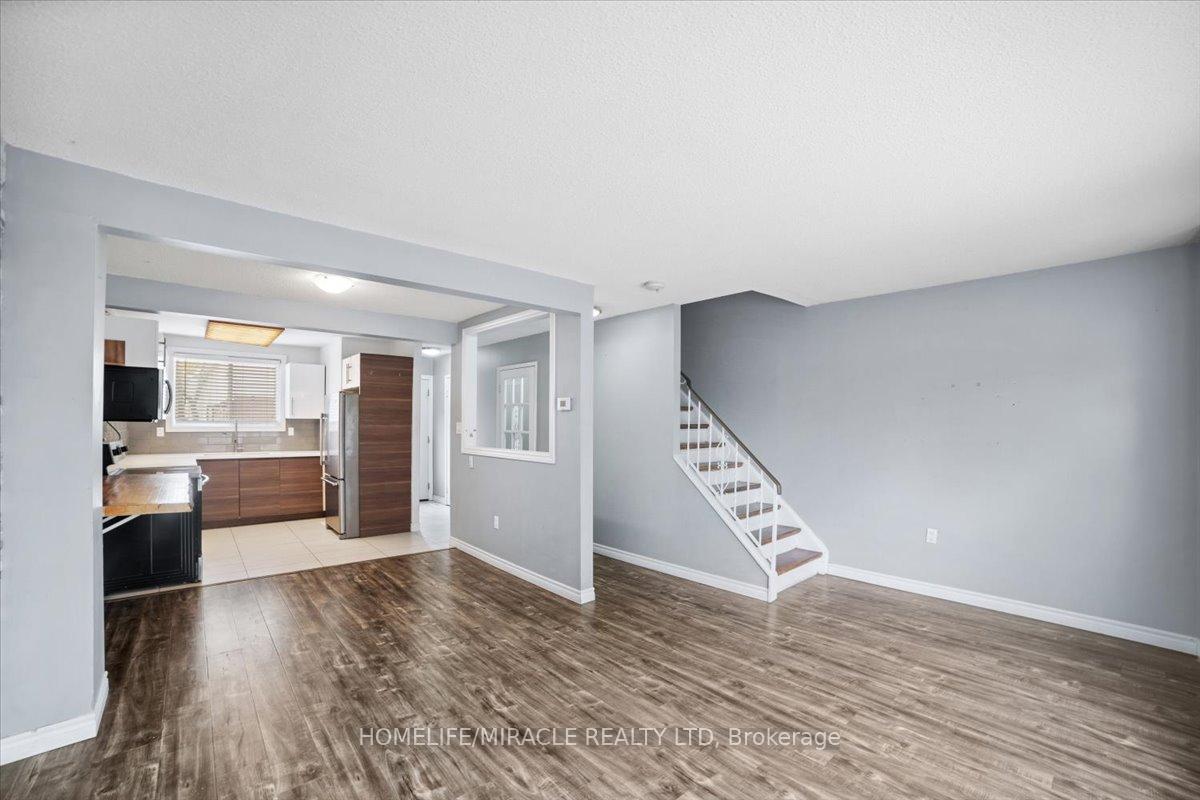 Photo 15 of Unit 22, 120 Quigley Road, Hamilton, Vincent — HOMEH