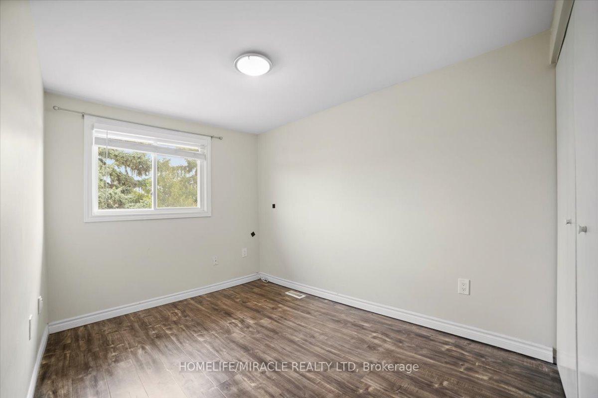 Photo 19 of Unit 22, 120 Quigley Road, Hamilton, Vincent — HOMEH