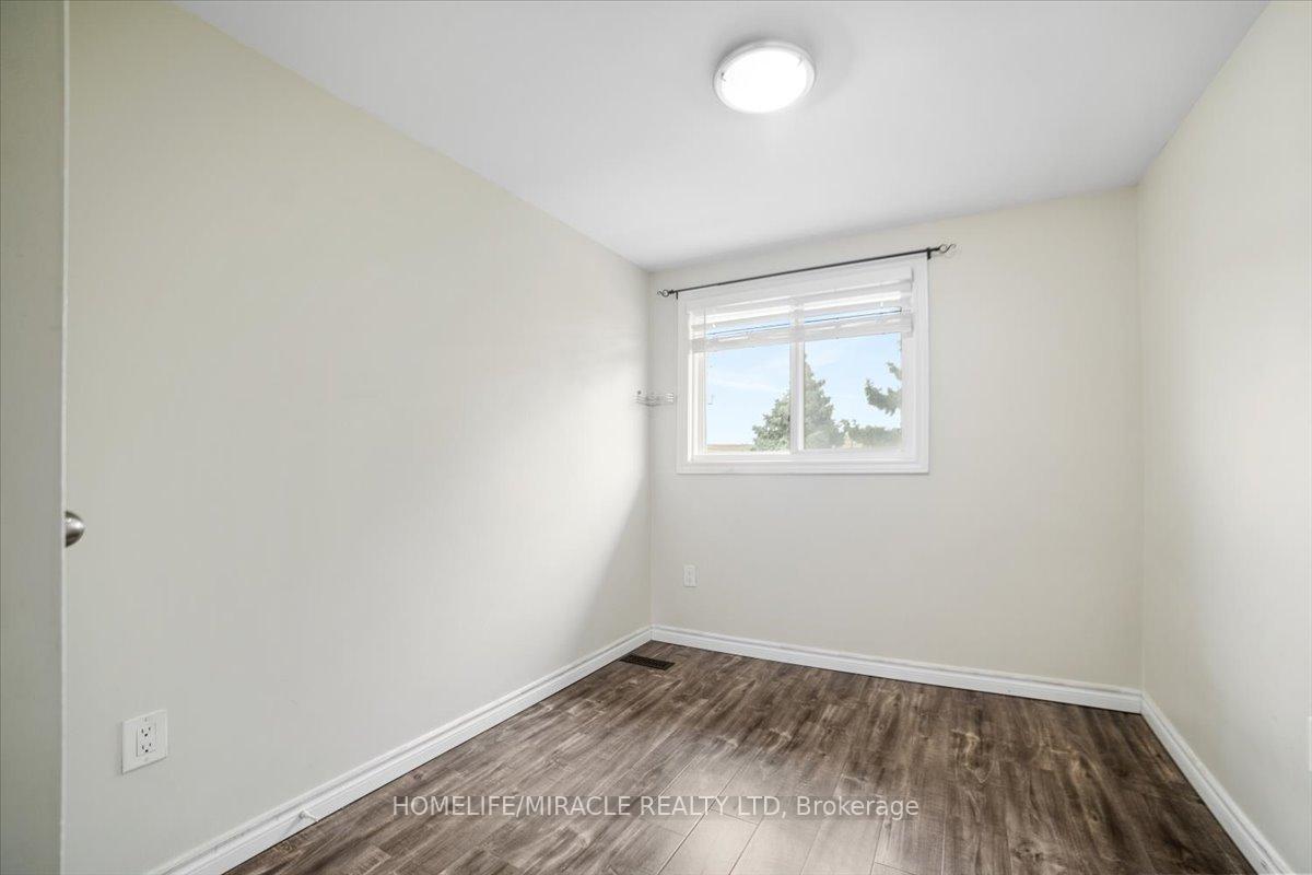 Photo 39 of Unit 22, 120 Quigley Road, Hamilton, Vincent — HOMEH