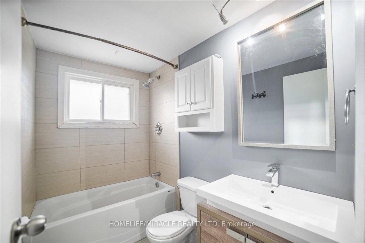 Photo 41 of Unit 22, 120 Quigley Road, Hamilton, Vincent — HOMEH