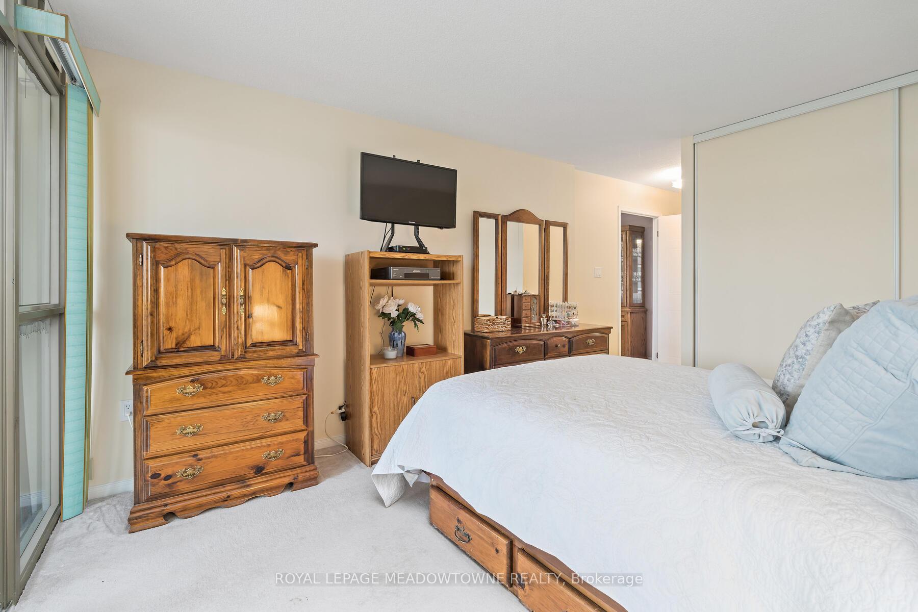 Photo 17 of Unit 602, 20 McFarlane Drive, Halton Hills, Georgetown — HOMEH