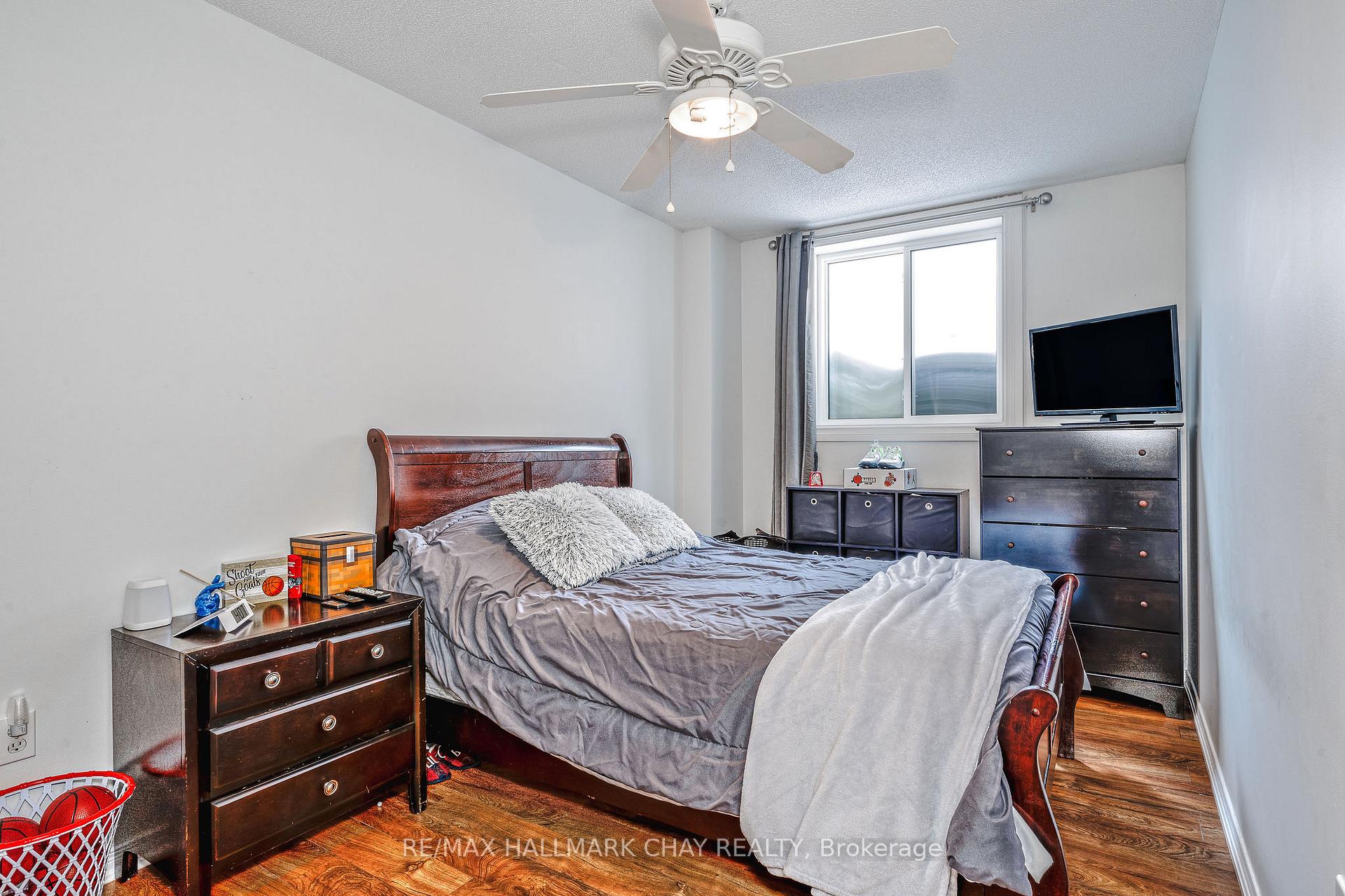Photo 36 of Unit 8, 17 Cheltenham Road, Barrie, Georgian Drive — HOMEH