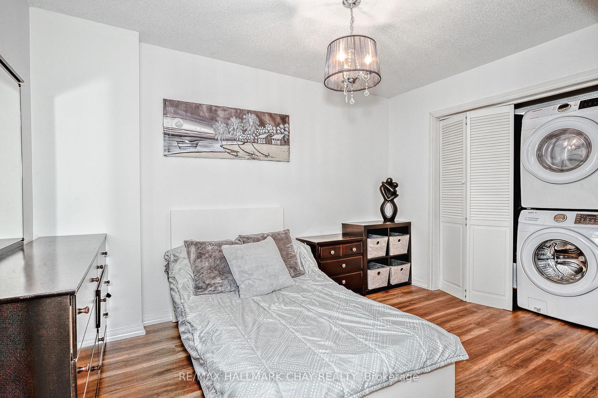 Photo 37 of Unit 8, 17 Cheltenham Road, Barrie, Georgian Drive — HOMEH