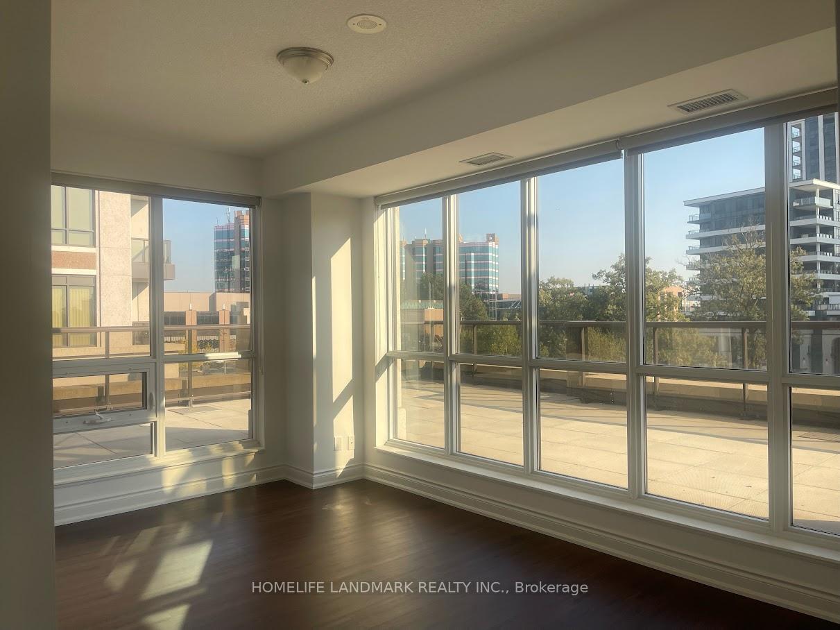 Photo 5 of Unit C301, 38 Cedarland Drive, Markham, Unionville — HOMEH