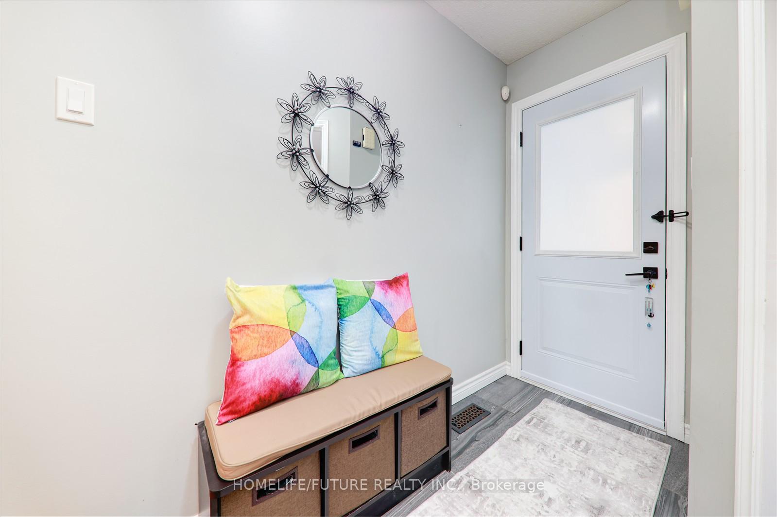 Photo 6 of 407 Butler Court, Aurora, Aurora Village — HOMEH